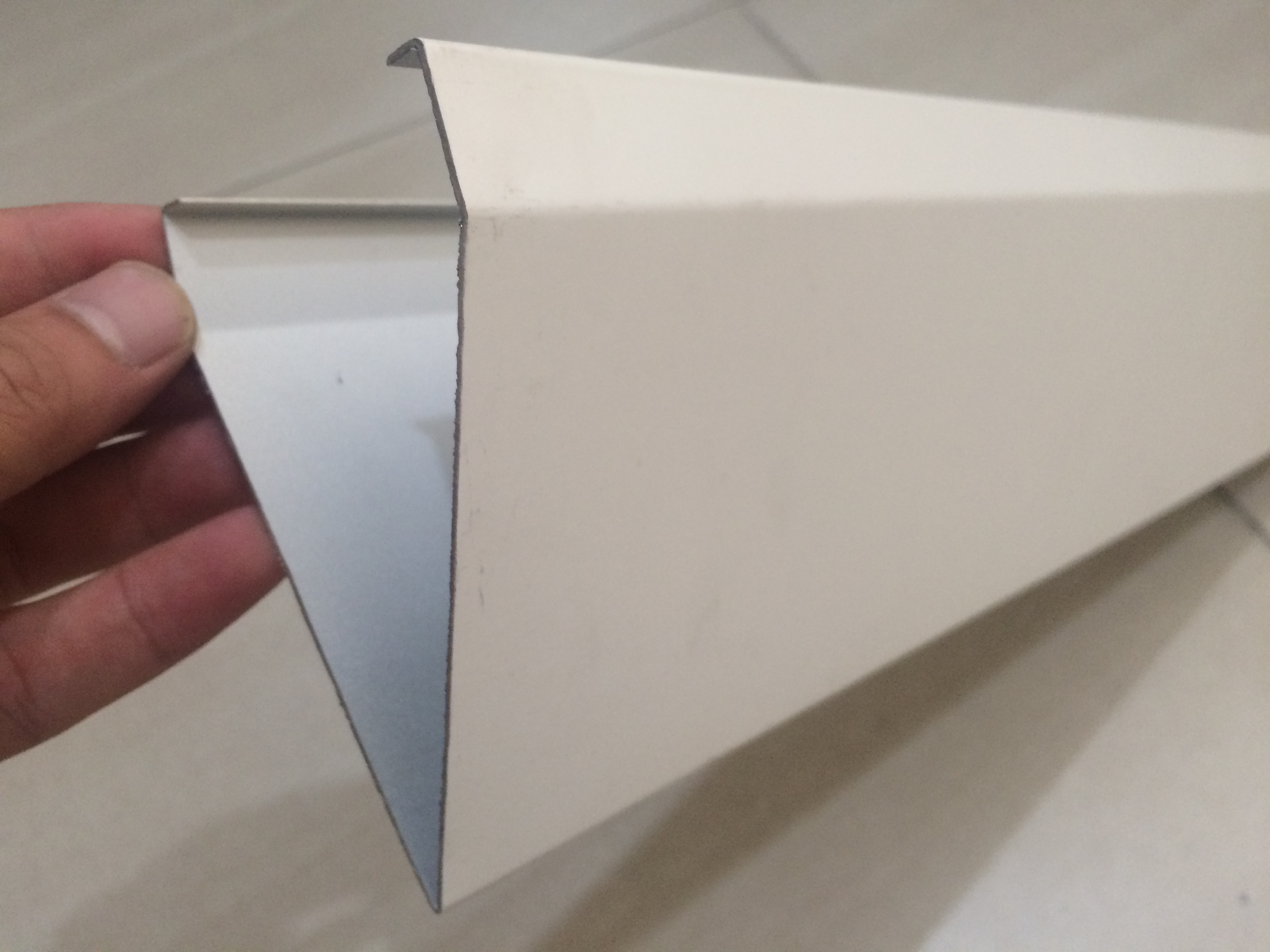 V型铝挂片1